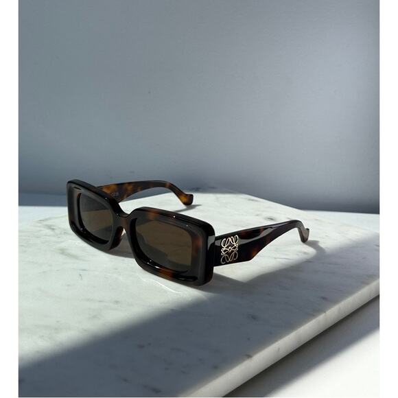 NEW Loewe LW40102F Anagram Sunglasses in Havana Brown - Picture 1 of 7